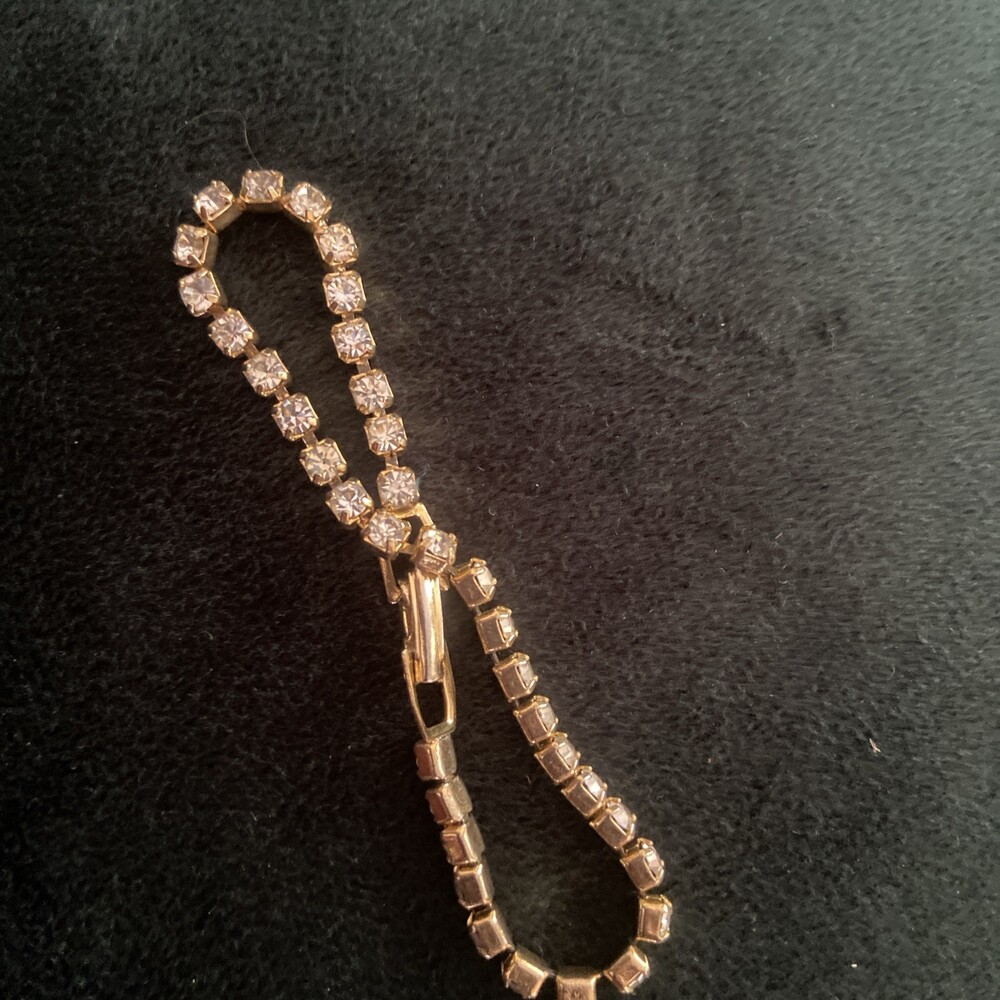 Vintage Tennis Bracelet Clear Glass Prong Set Rhinestones Gold Tone 7 and 1/8"